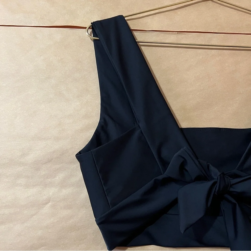 Saltwater Collective NWT Josi Top Swimsuit Bikini Top Square Neck Black Size XL